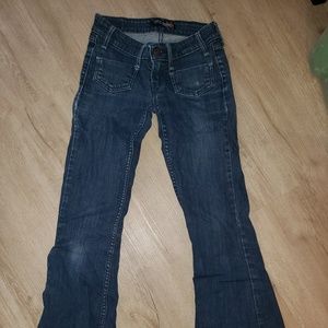 LEVI'S JEANS GENUINELY CRAFTED FLARE JEAN SIZE 1M